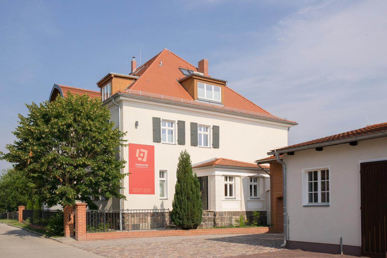 ホテル Paulinenhof Belzig エクステリア 写真